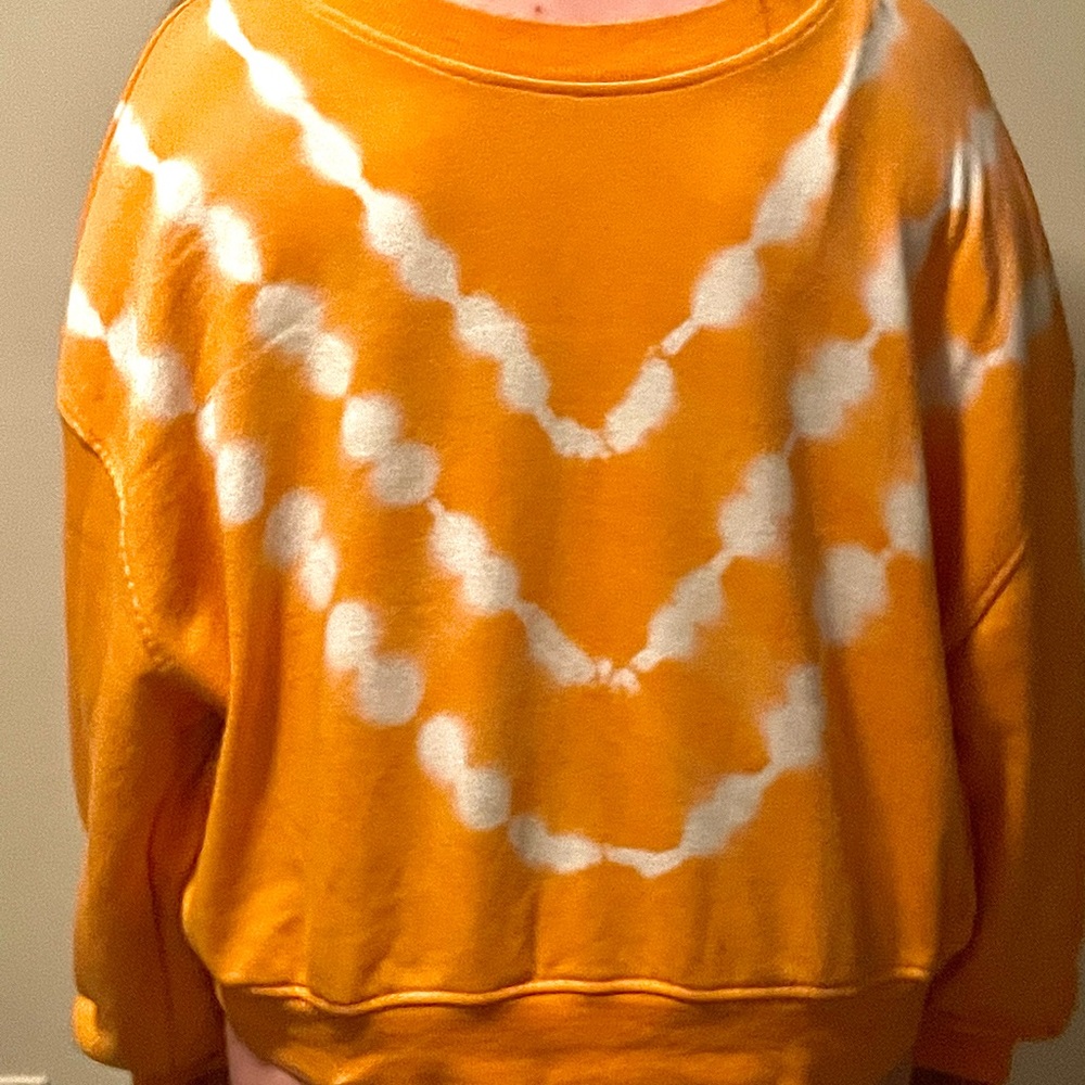 Youth Extra Large Tiedye Crewneck